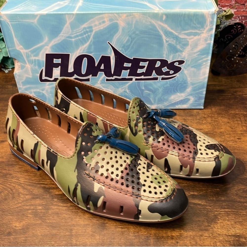 Floafers! Size 12 in camo!  So cute!​​